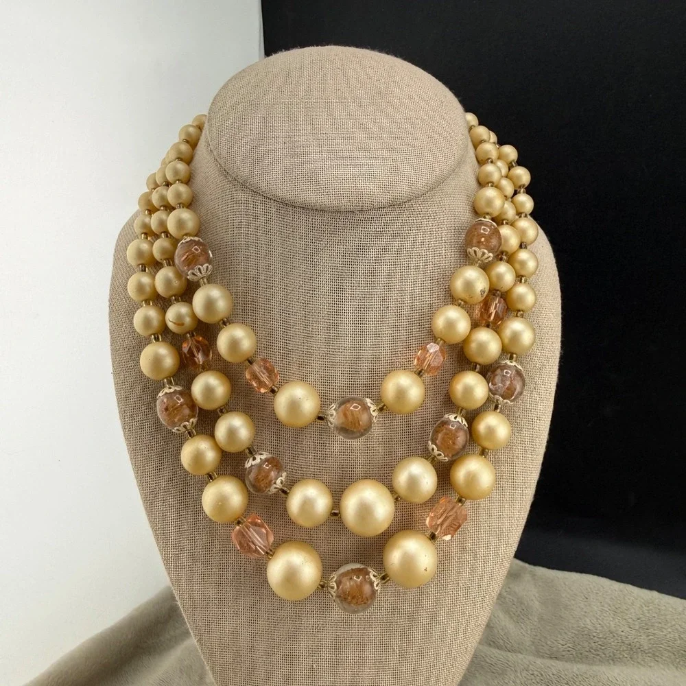 Vintage Layered Necklace Gold Tone Beaded 15